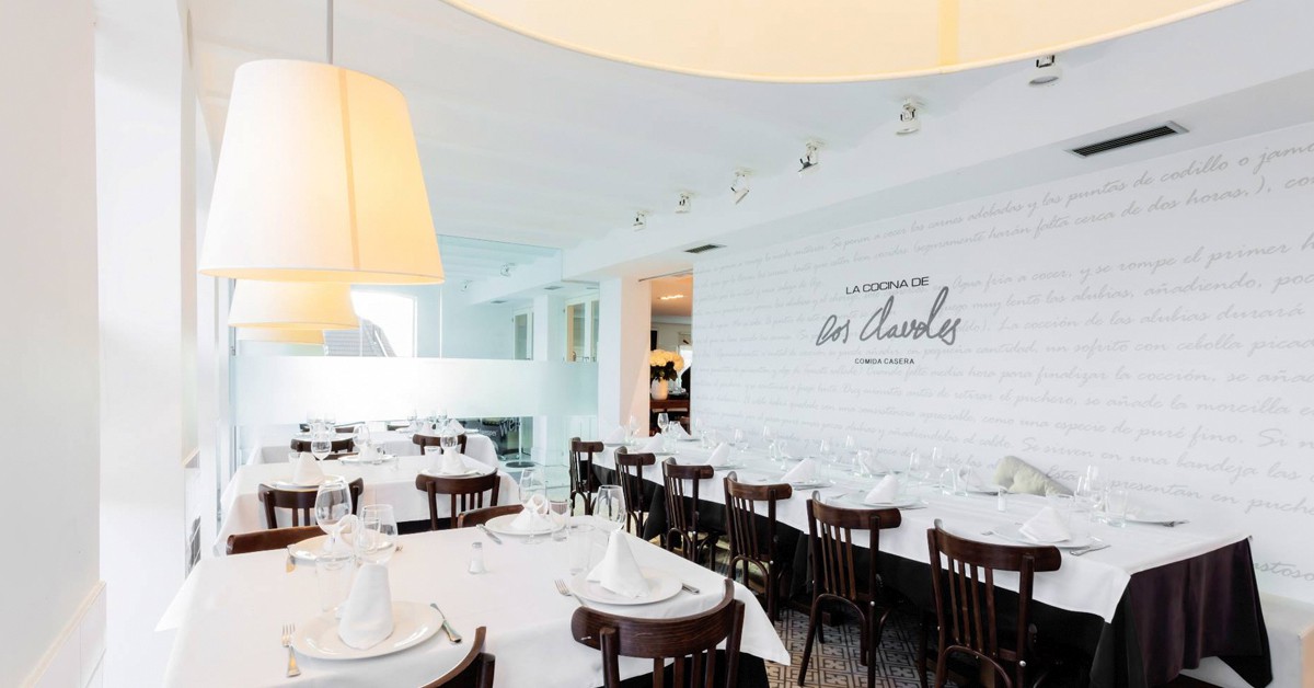 Sala principal de Los Claveles