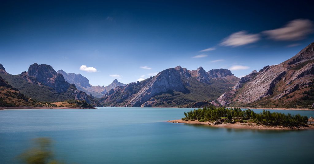 Presa de La Remolina, en Riaño (Flickr, Paulo Valdivieso)