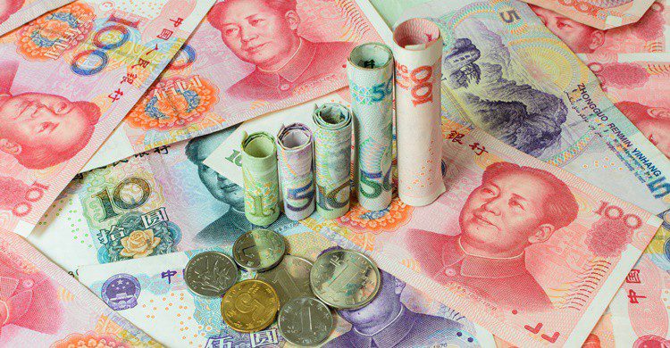 Divisa china. Kitzcorner (iStock)