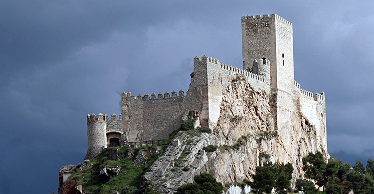 Vistas del castillo de Almansa, Albacete