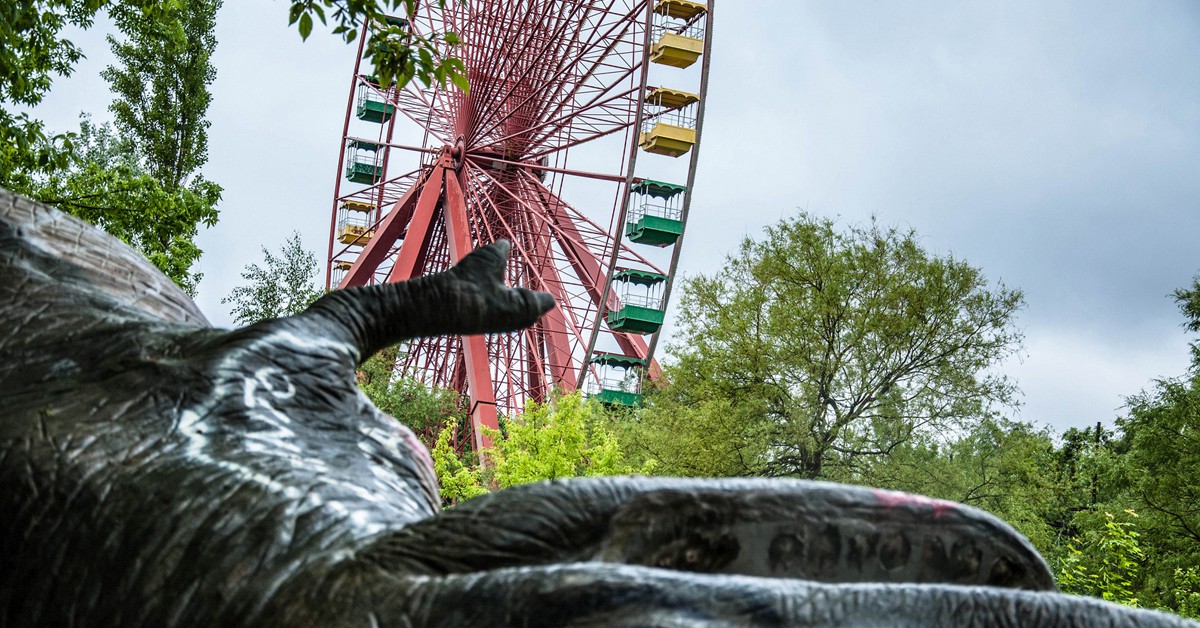 Dino (Micha Blitz, Foter)