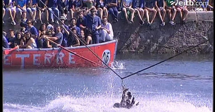 Imagen de un momento en la celebración de los gansos de San Antolín en Vizcaya.