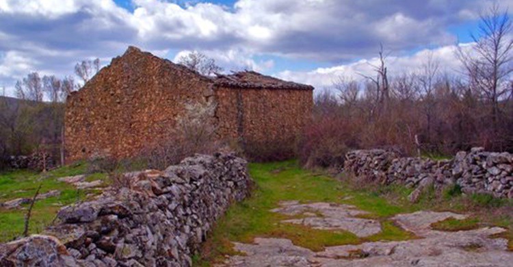 Las Bellidas. (http://www.todopueblos.com/bellidas-madrid/fotos/)