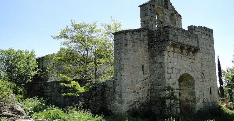 Iglesia de Navalquejigo. Santiagolopezpastor (Flickr)