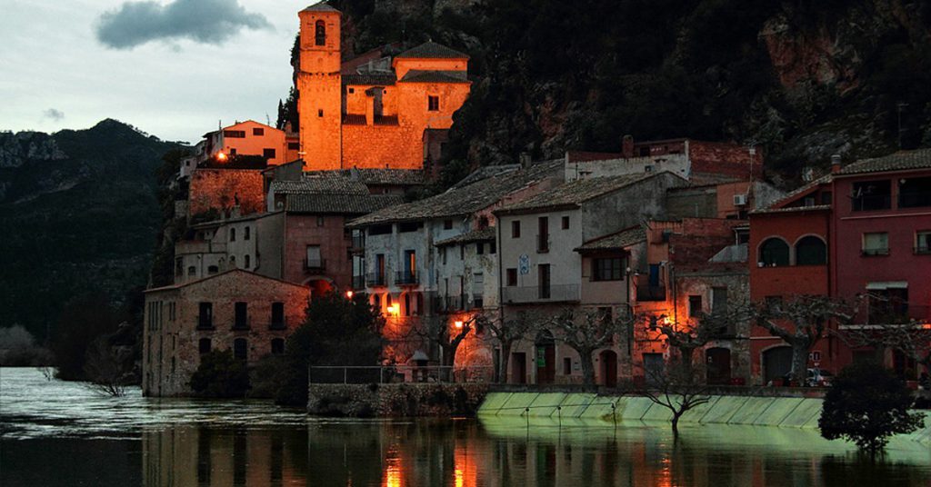 Sigue leyendo 10 pueblos con encanto en Tarragona que te encantarán