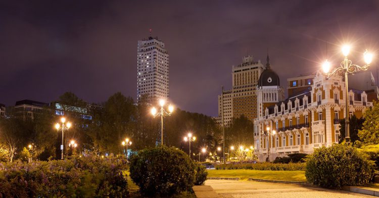 Imagen de otra perspectiva de Plaza de España.