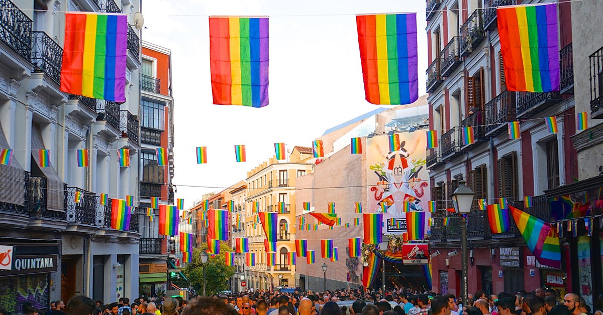 hoteles madrid orgullo gay