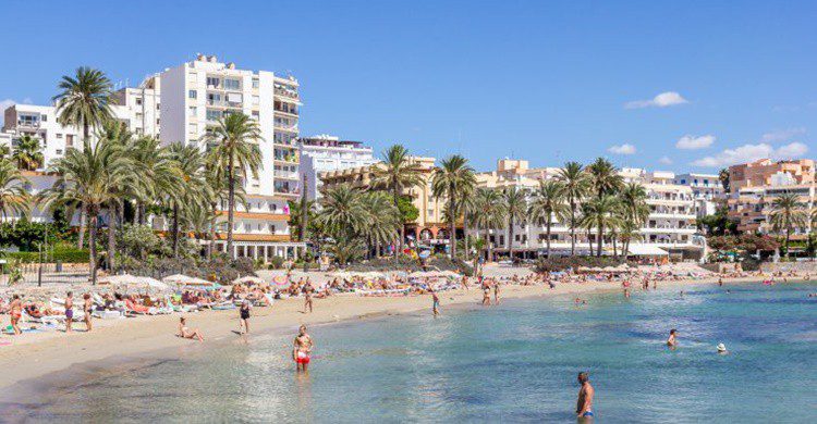 Playa de Figueretas.