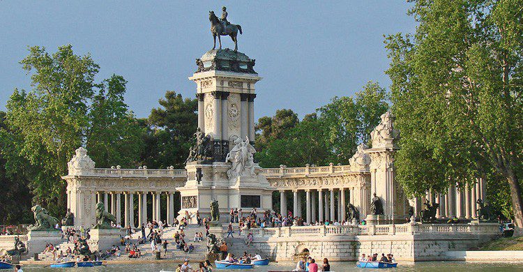El Retiro en verano