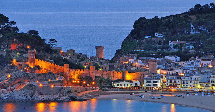 Tossa de Mar de noche