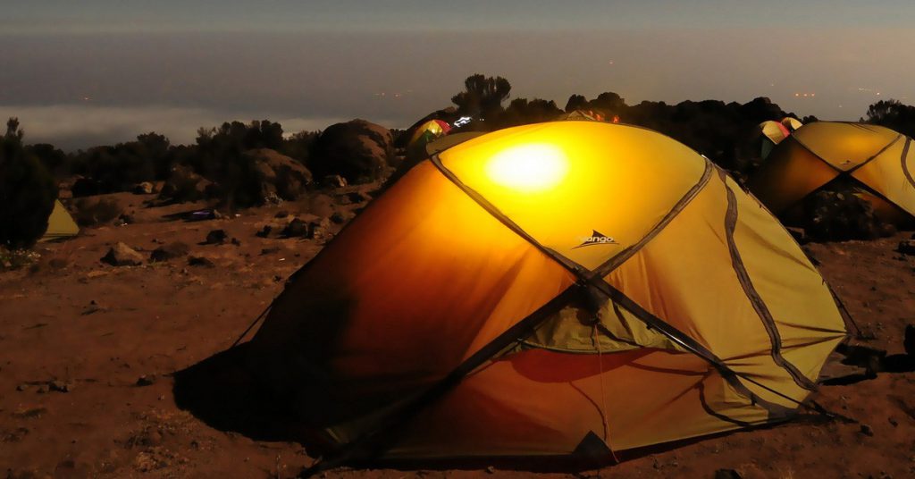 Sigue leyendo 5 trucos para sobrevivir a una noche de acampada