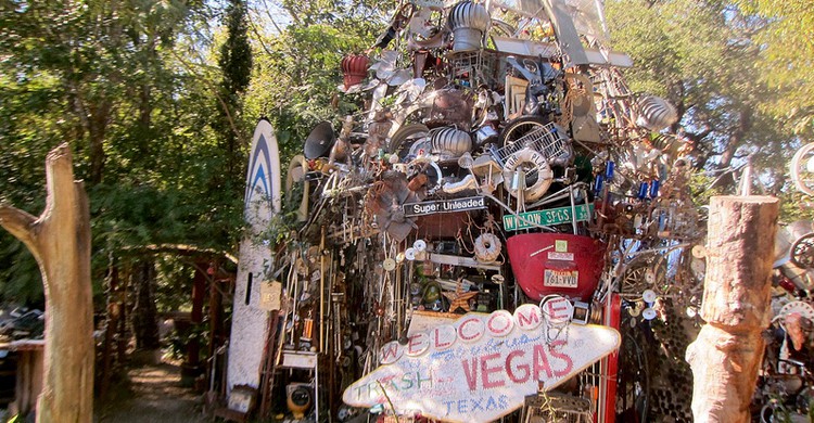 Cathedral of Junk (DoNotLick, Foter)