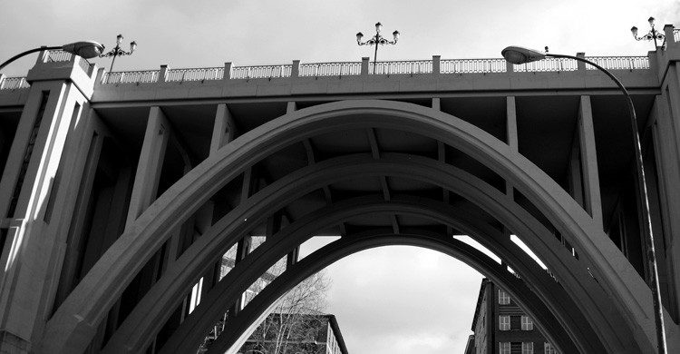 El Viaducto de Segovia ha sufrido multitud de rehabilitaciones debido a su inconsistencia (Fuente: Miguel Angel Prieto / Flickr)