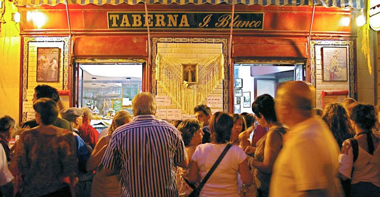 3. Fiestas de La Paloma