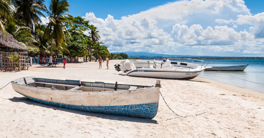 imagen lanchas Playa Ramena Madagascar África