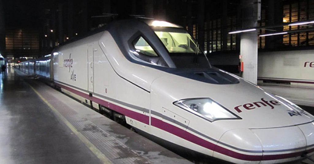 Sigue leyendo Ofertón de Renfe: estrena el AVE a Granada con sus descuentos