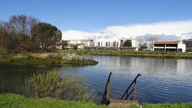 Vistas del islote desde la orilla próxima (flickr)