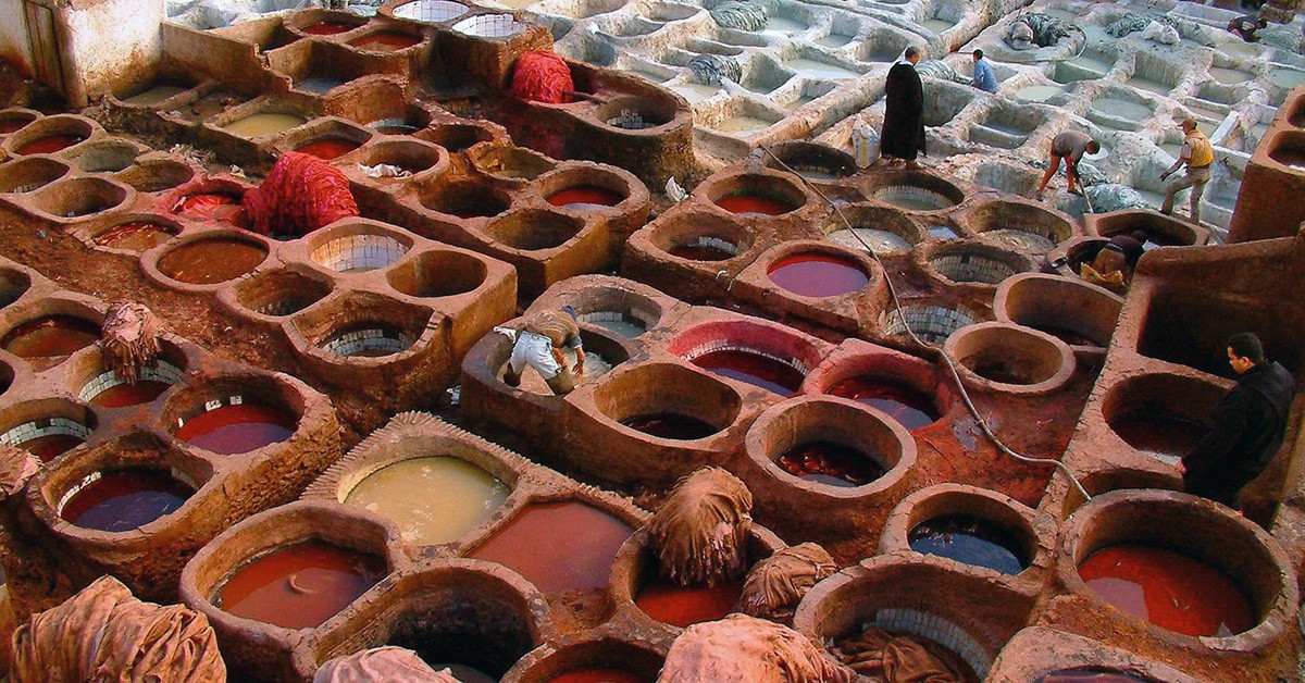 Instalaciones de la curtiduría Chouwara de Fez, en Marruecos