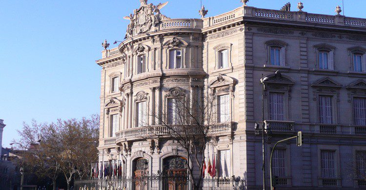 Exteriores de la Casa de América en Madrid (Fuente: Alquiler Coches / Flickr)