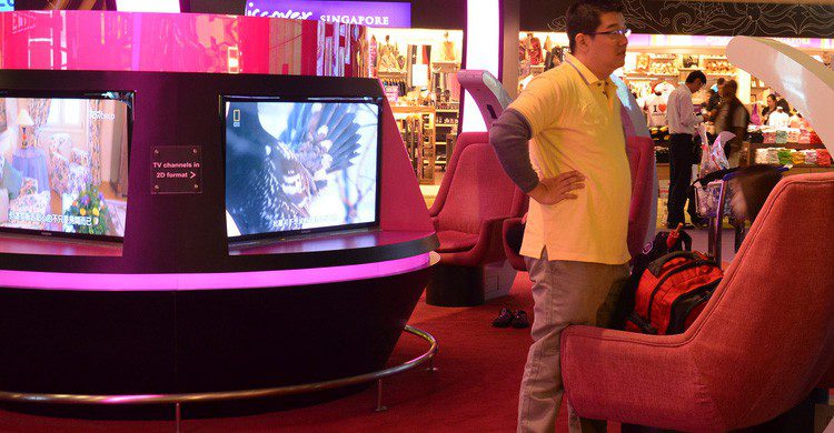El aeropuerto de Changi cuenta con multitud de zonas de entretenimiento virtual (Fuente: Rabun Warna / Flickr)
