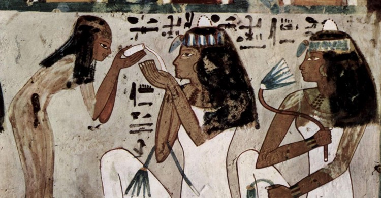 Damas egipcias (Wikipedia)