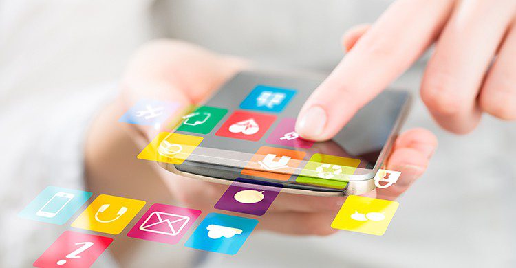 Analizarán sus perfiles en redes sociales y sus publicaciones (iStock)