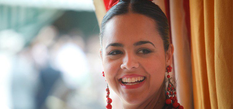 sevillana en fiestas de abril