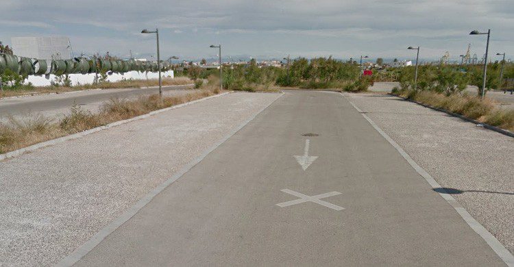 Parking de playa Pinedo (Fuente: Google Maps)