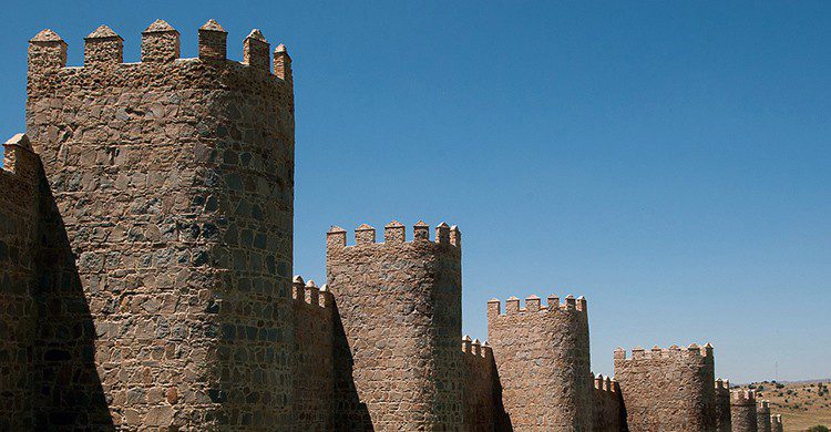 Torreones de la muralla de Ávila