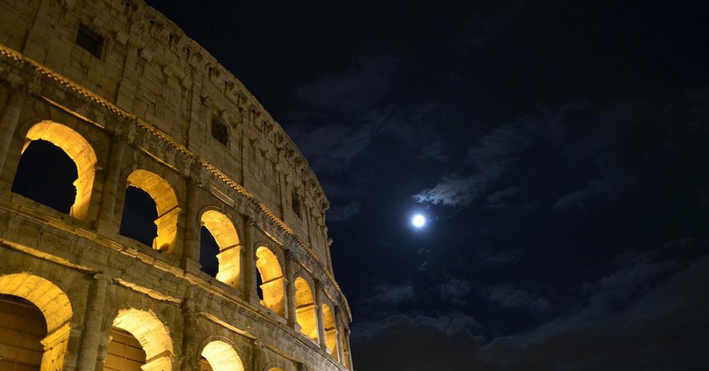 Sigue leyendo 8 monumentos que disfrutarás más de noche