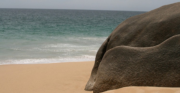 La 'isla del divorcio' en el Cabo de San Lucas, México (Fuente: Heydrienne / Flickr)