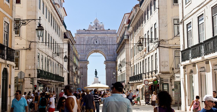 1. Lisboa