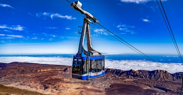 Teleférico de Teide, Tenerife (Adobe Stock)