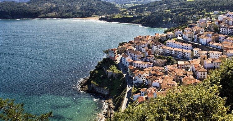 Pueblo de Lastres (Istock).
