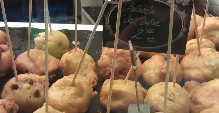Pinchos en la calle Laurel de Logroño (Fuente: Robert McIntosh / Flickr)