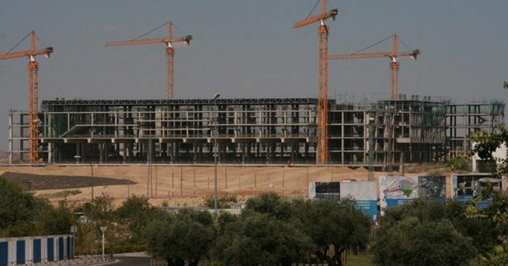El permanentemente en obras Centro Acuático de Madrid (Fuente: palco23.com / Flickr)
