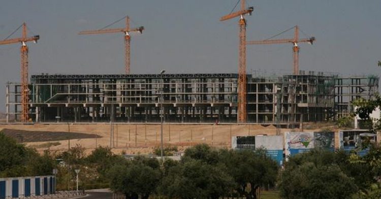 El permanentemente en obras Centro Acuático de Madrid (Fuente: palco23.com / Flickr)