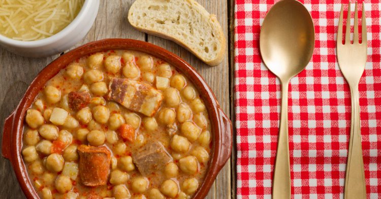Sigue leyendo 5 formas diferentes de hacer cocido en España