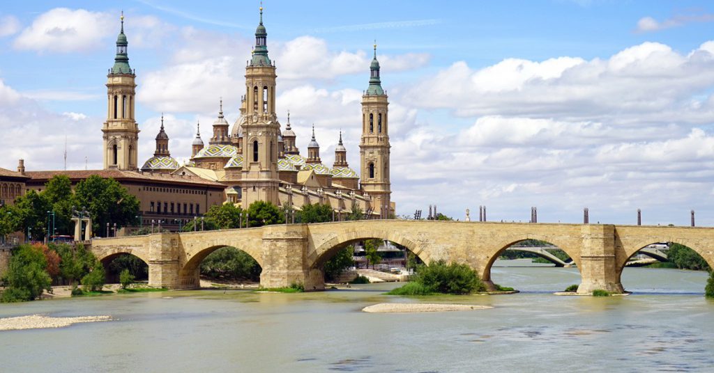 Sigue leyendo Viajar en el Puente del Pilar, ¿dónde?
