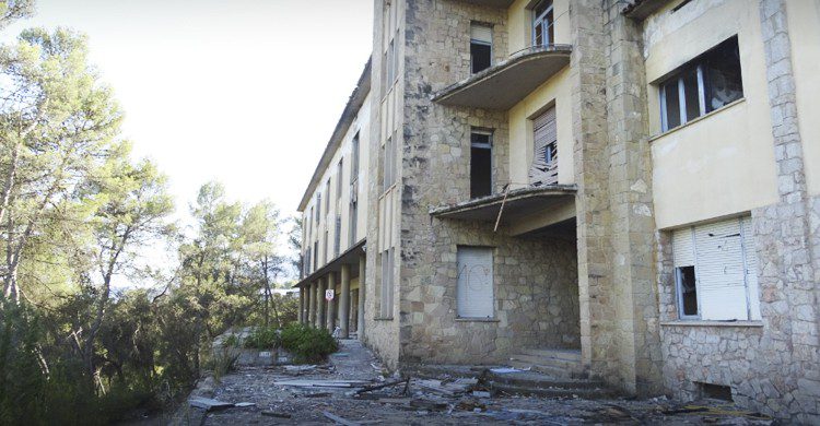 colegios abandonados Barcelona