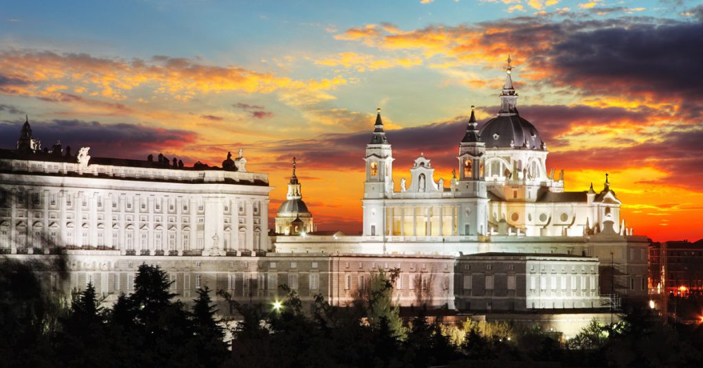 Sigue leyendo 8 lugares escondidos de Madrid para ver un atardecer de ensueño