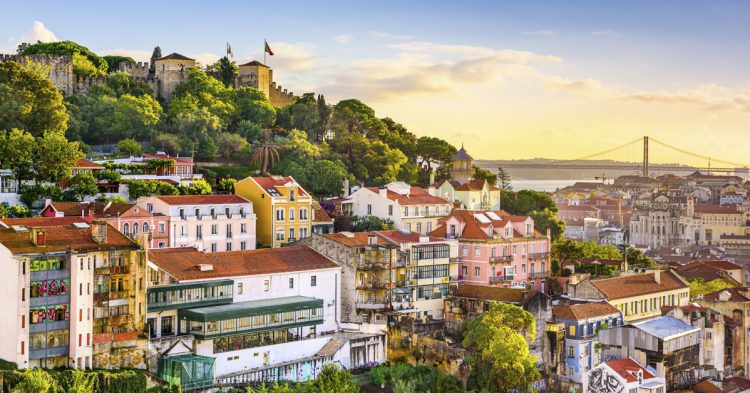 destinos puente de la Almundena