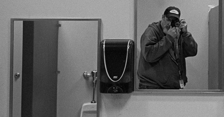 Mira las fotos que envías si quieres ligar (Fuente: rpavich / Flickr)