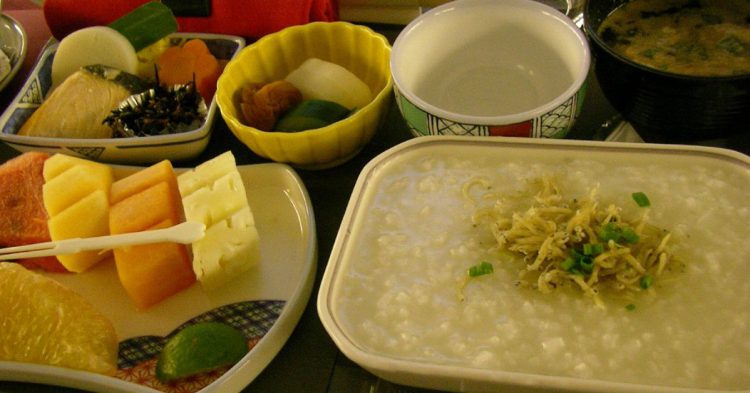 La comida de los aviones es rica en hidratos (Fuente: Hakime Nakano / Flickr)
