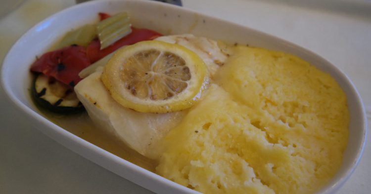 La comida de los aviones es probable que fuese preparada hace varios días (Fuente: Superadrianme / Flickr)