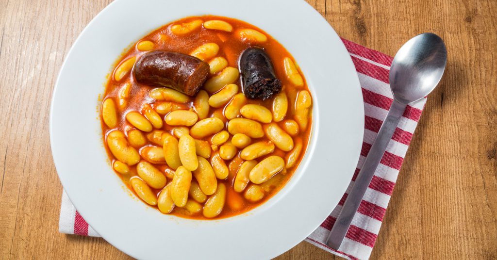 Sigue leyendo Los mejores restaurantes donde comer una buena fabada en España
