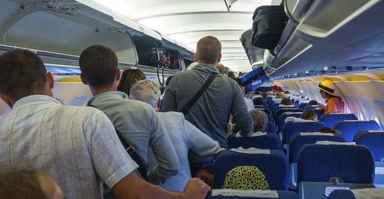 muerte en un avion