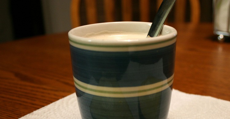 Kafesnea, café con leche (Fuente: Matthew Gonzalez / Flickr)