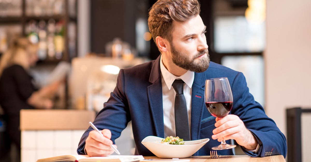 lugares de barcelona donde comer solo