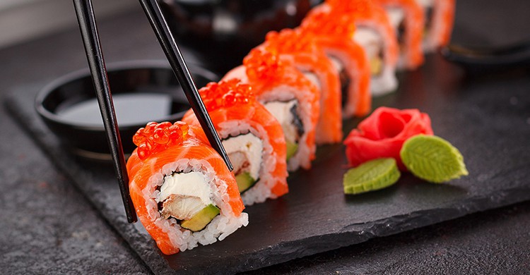 Porción de sushi